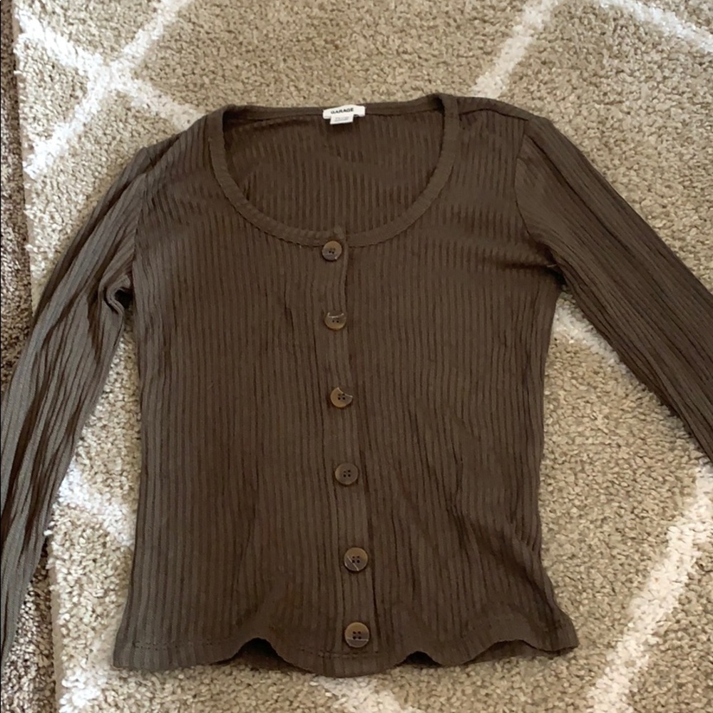 green long sleeve top